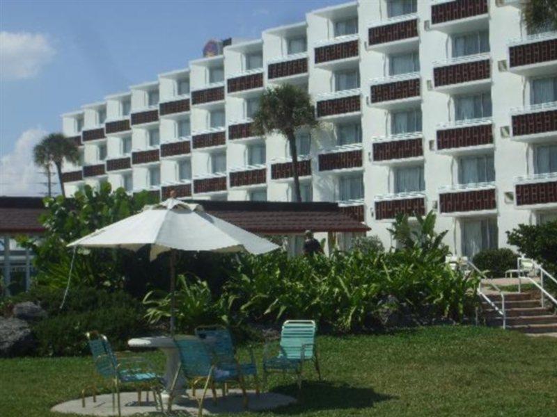 Best Western Aku Tiki Inn Daytona Beach Esterno foto